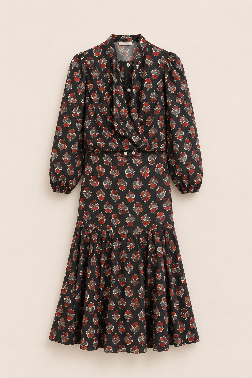 CONJUNTO ESTAMPADO CON ROSAS